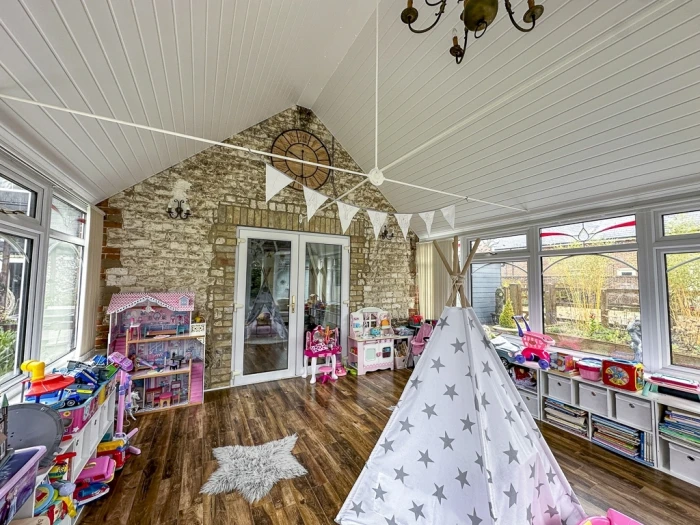 cost to refurbish a conservatory