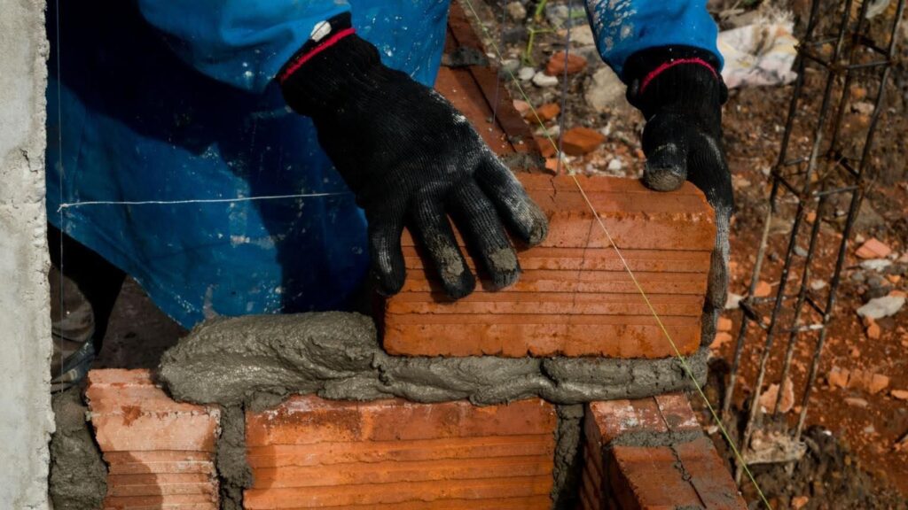 Home Improvement Contractors what do general builders do